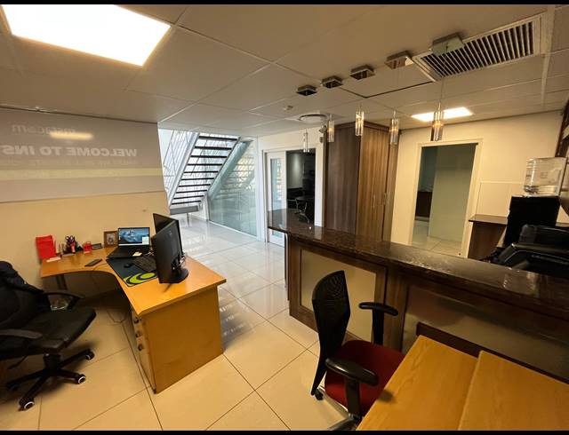 165M² OFFICE TO LET IN BRACKENFELL INDUSTRIAL